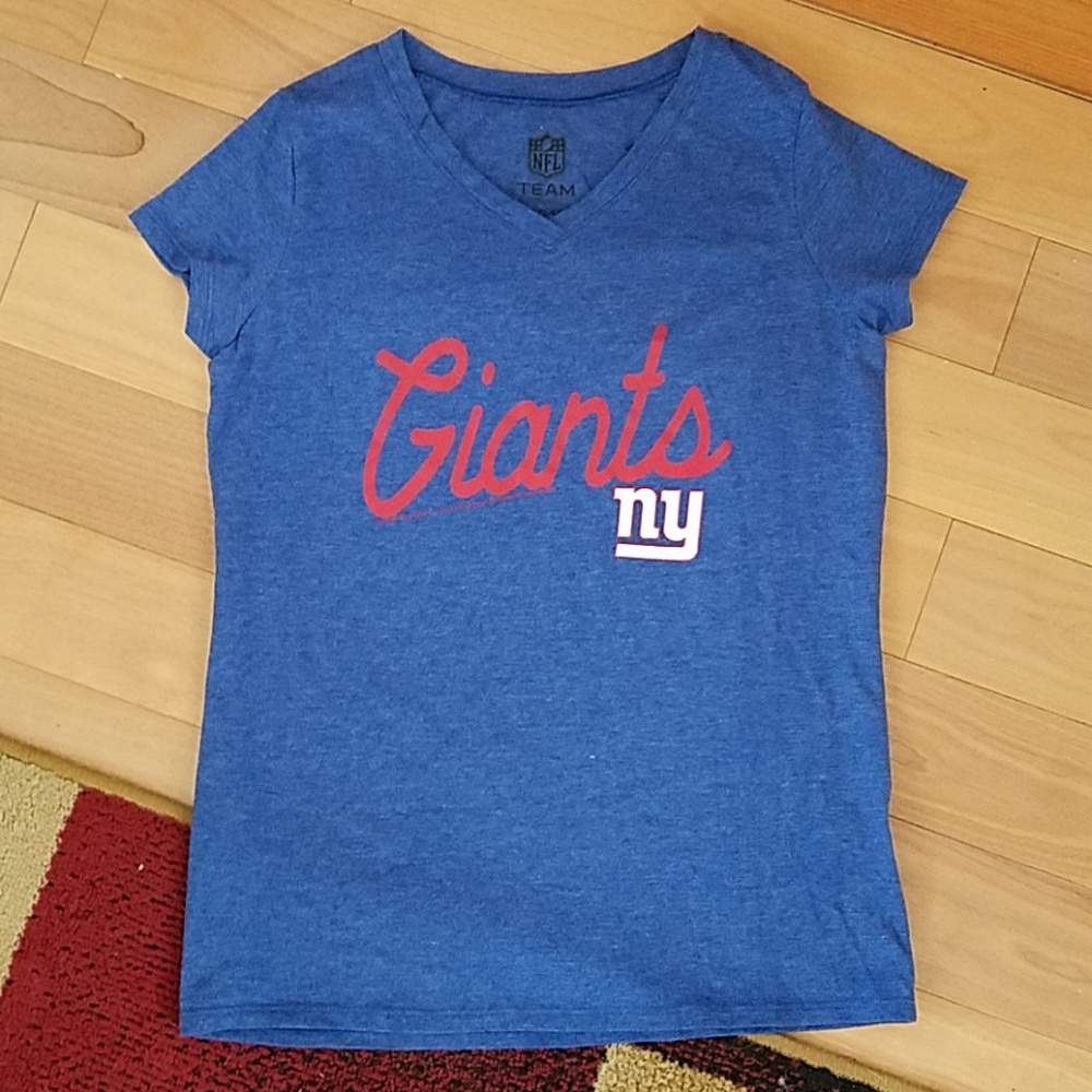 Giants tshirt. NWOT